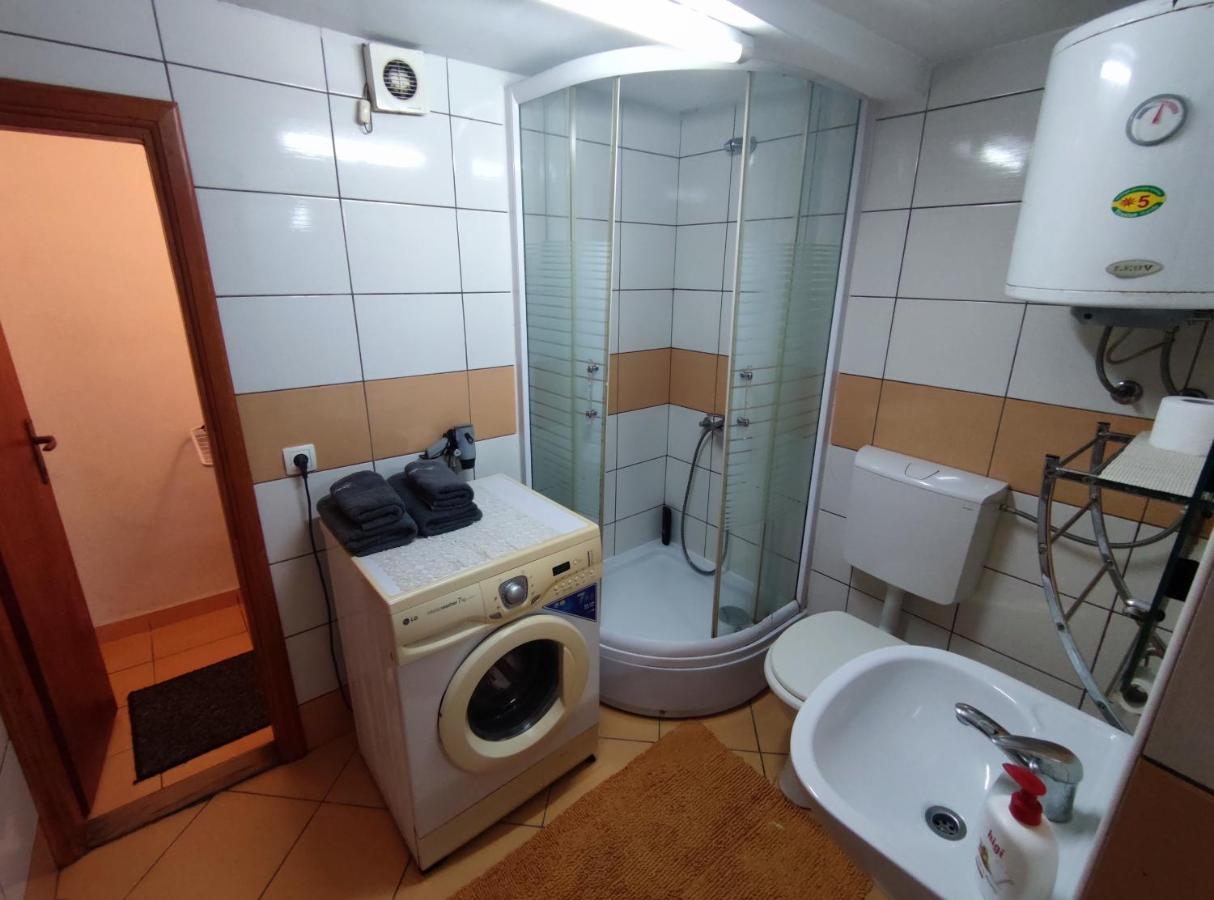 Apartment Near Center SJJ Esterno foto